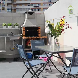 Quarto em Acomodações Particulares In 11 Minutes From Lisbon, Queluz